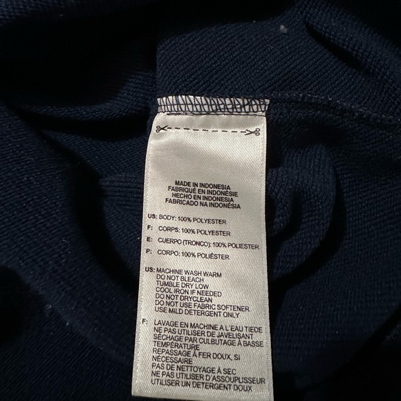 Adidas 1/4 Zip Long Sleeve, Medium - Picture 6 of 7